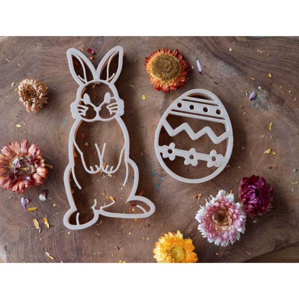 Kinfolk Pantry Pasqua | Primavera | Formine in bioplastica per pasta modellabile Coniglio e Uovo di Pasqua