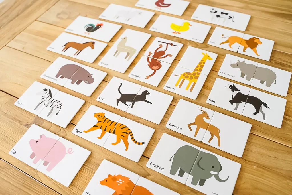 Learn and Grow Costruzioni Magnetiche | Set Gioco Animali in legno con base metallica per Tessere Magnetiche - 2 pezzi assortiti - SET SFUSO CALENDARIO DELL'AVVENTO